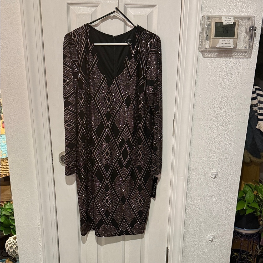 Blu Sage Black and Purple Patterned Long Sleeve Dress